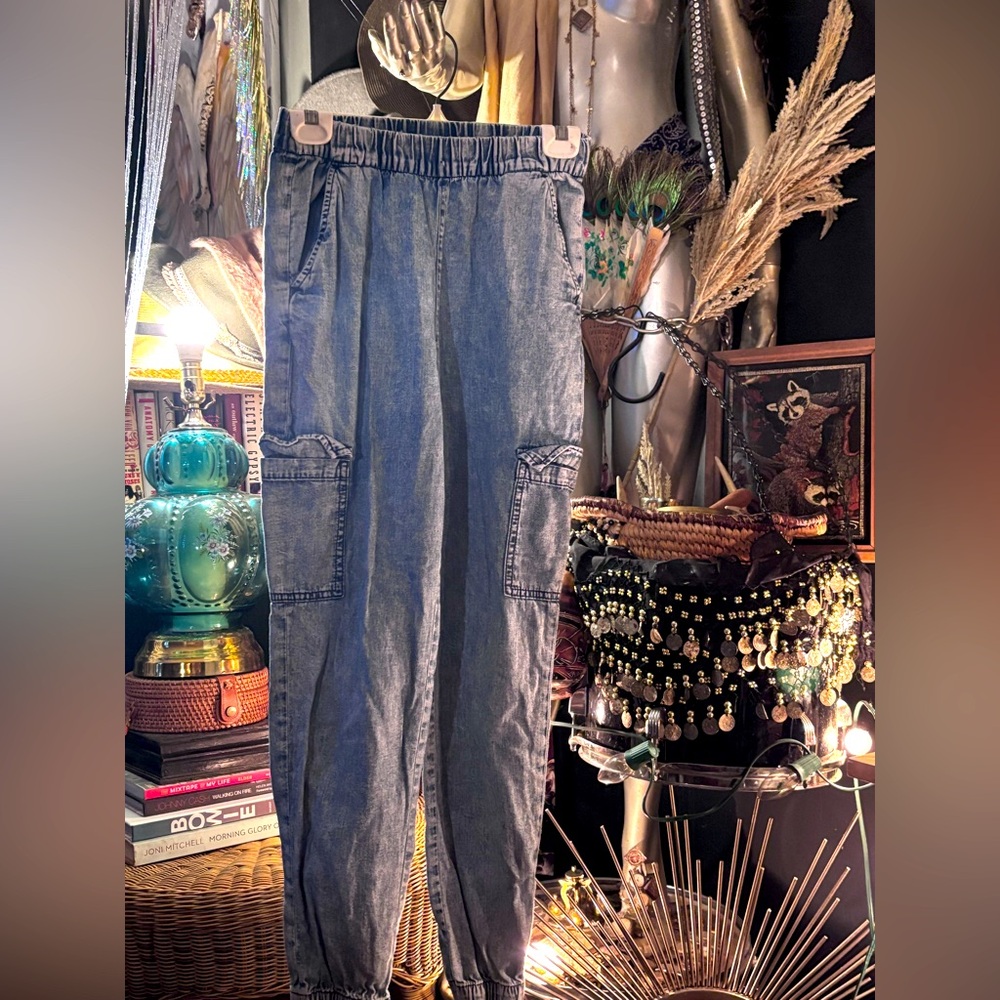 Divided Stylish Blue Cargo Joggers